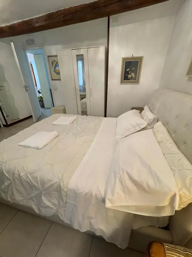Home Lovers Apartment Venecia